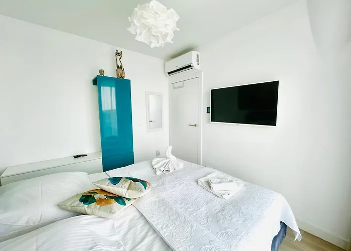 Wave By Baltic * Misdroy